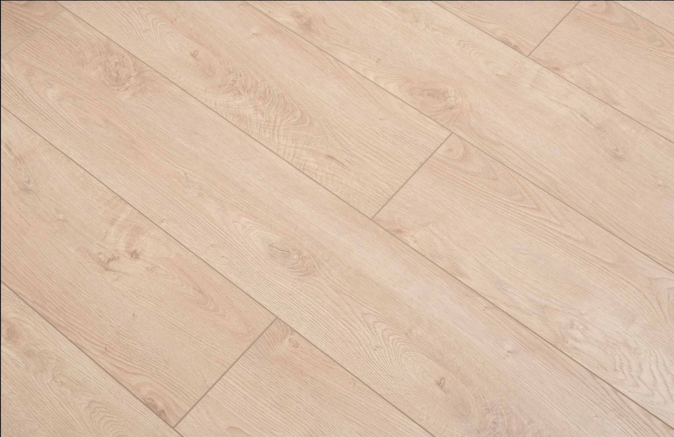 Natural Honey Brown Oak 12mm  Laminate Floor | 1.35m² Pack Coverage