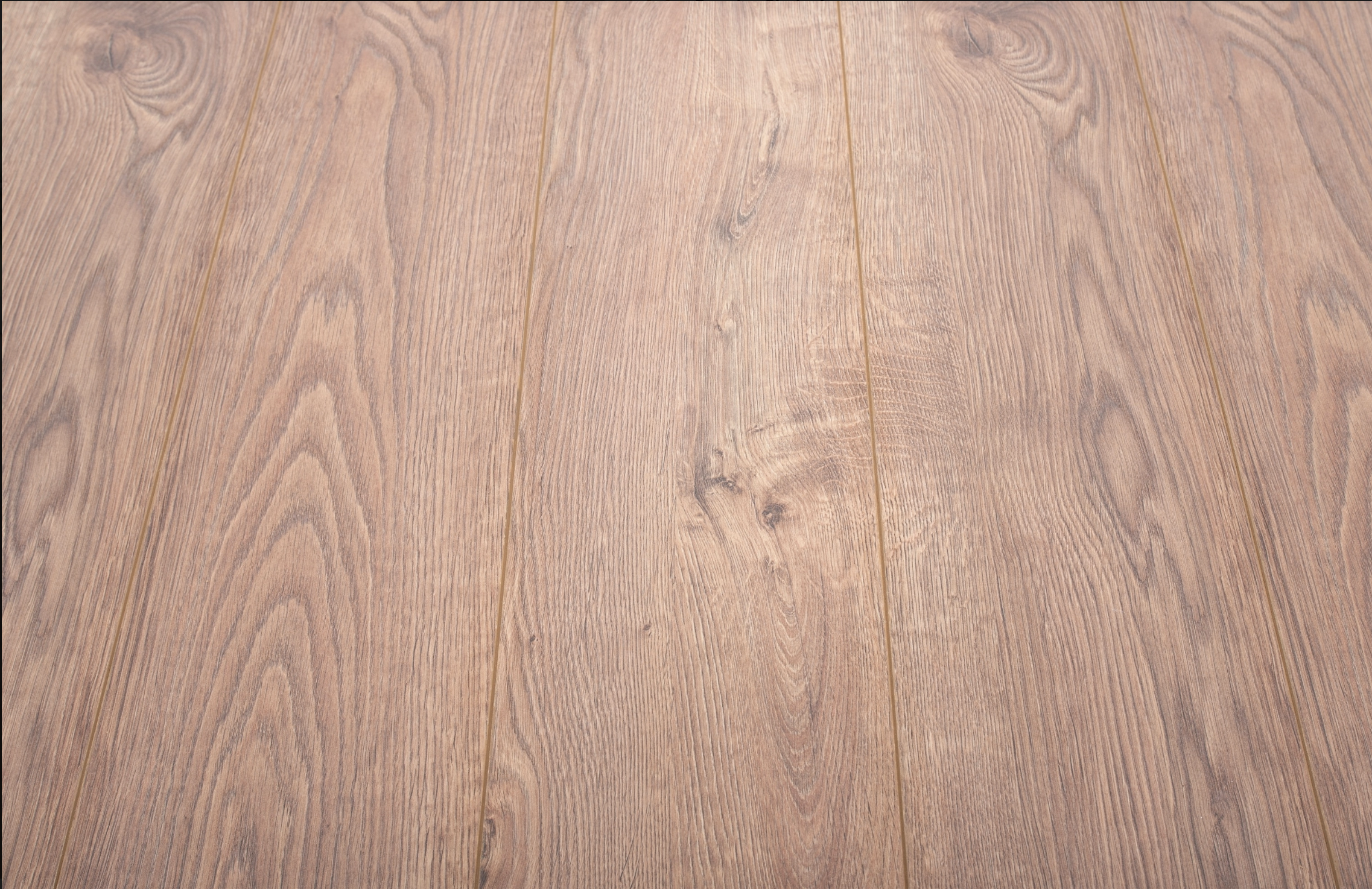 Medium Brown Oak 12mm  Laminate Floor | 1.35m² Pack Coverage