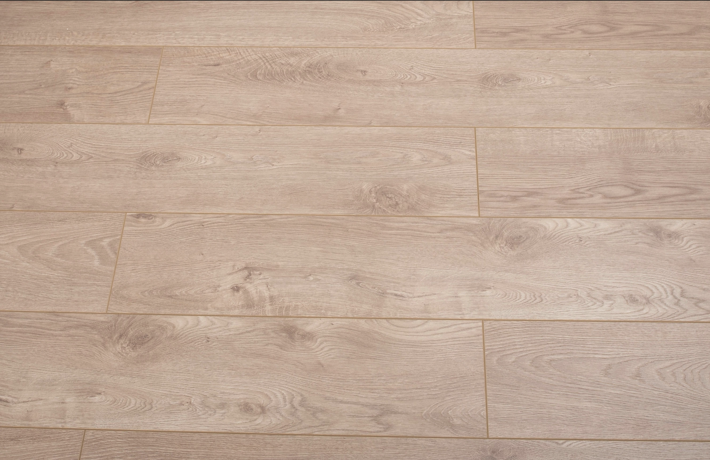 Light Brown Oak 12mm  Laminate Floor | 1.35m² Pack Coverage