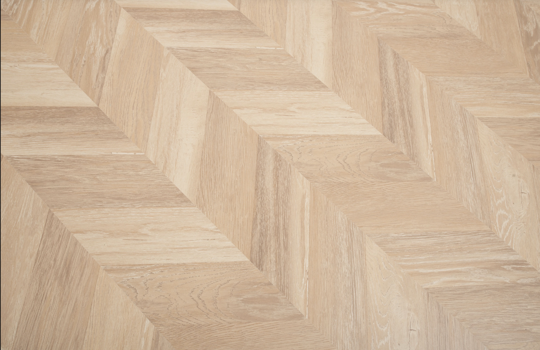 Light Brown Oak 8mm Chevron Laminate Floor | 1.8m² Pack Coverage
