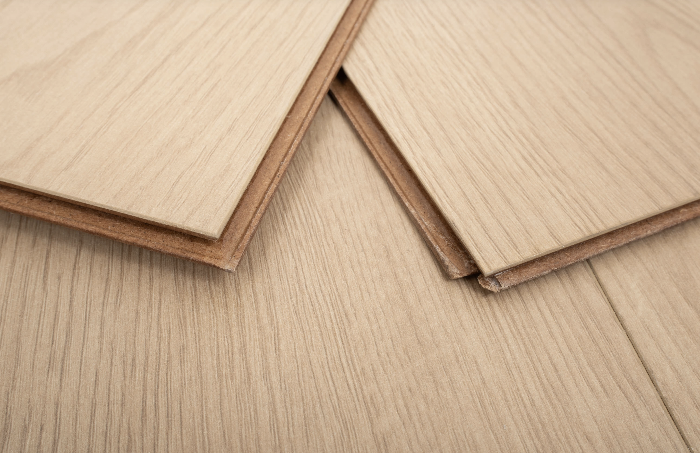 Natural Honey Brown 8mm  Laminate Floor | 1.83m² Pack Coverage